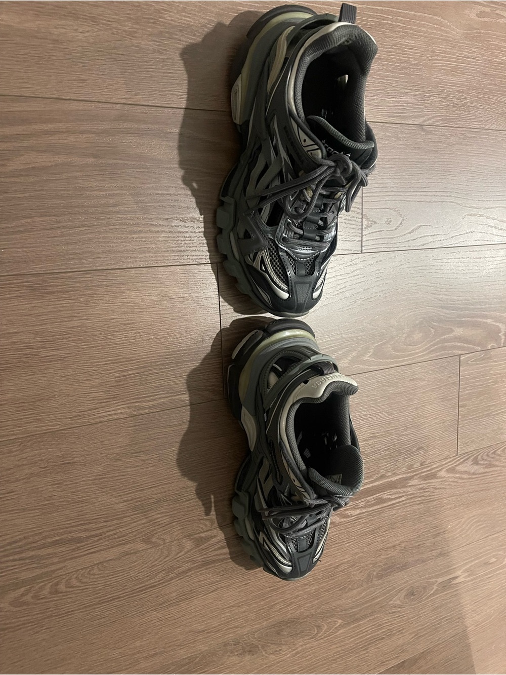 Balenciaga Track 2 Gray and Black Sneakers - Picture 5 of 9